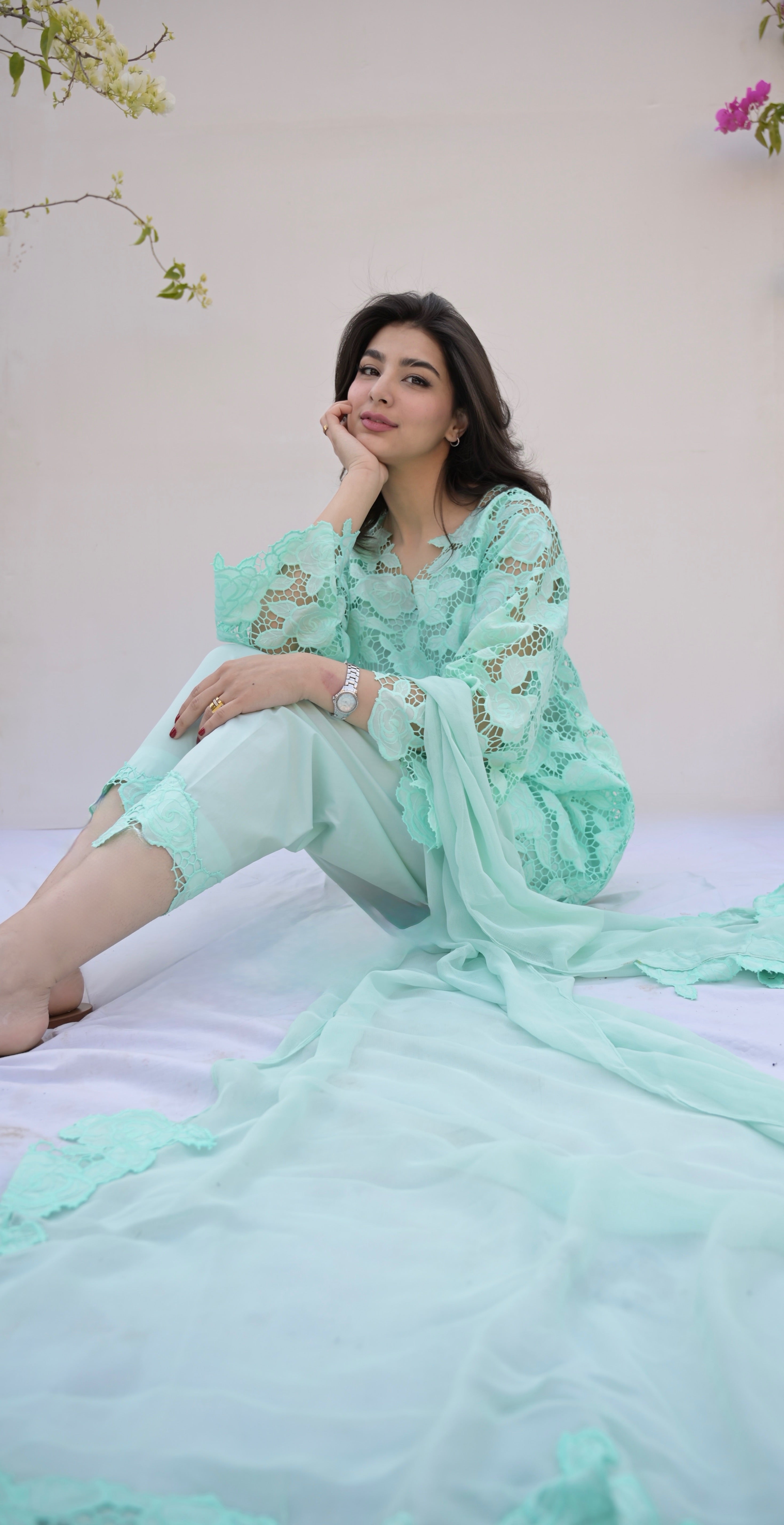 slider image slider_item_hxhRim